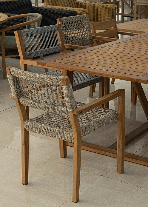Rope and teak chair