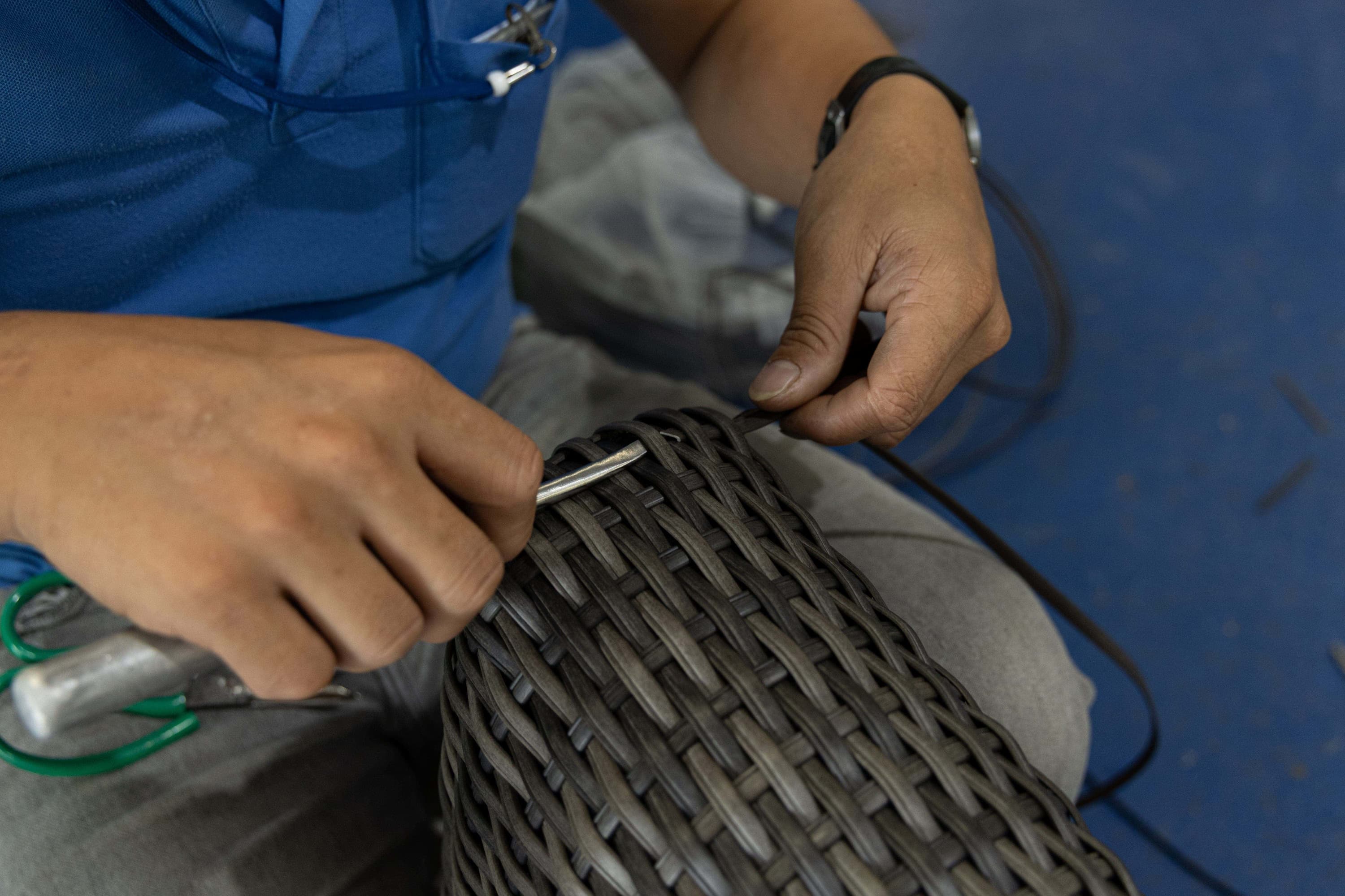 Wicker woven on teak frame